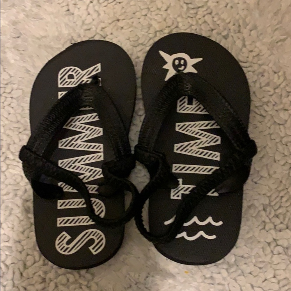 Toddler flip flops